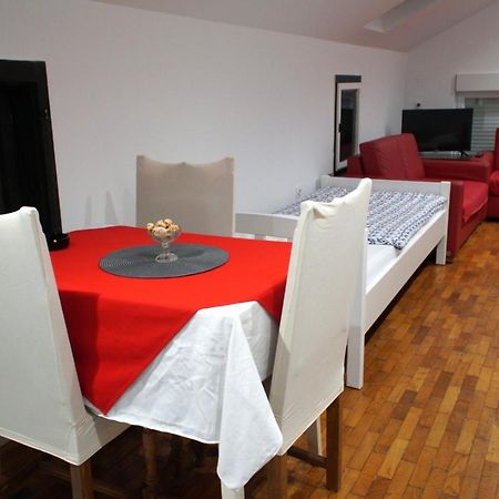 Apartments Nera ซาเกร็บ ภายนอก รูปภาพ