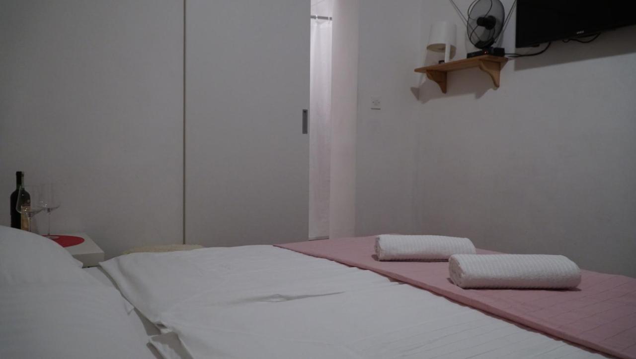 Apartments Nera ซาเกร็บ ภายนอก รูปภาพ