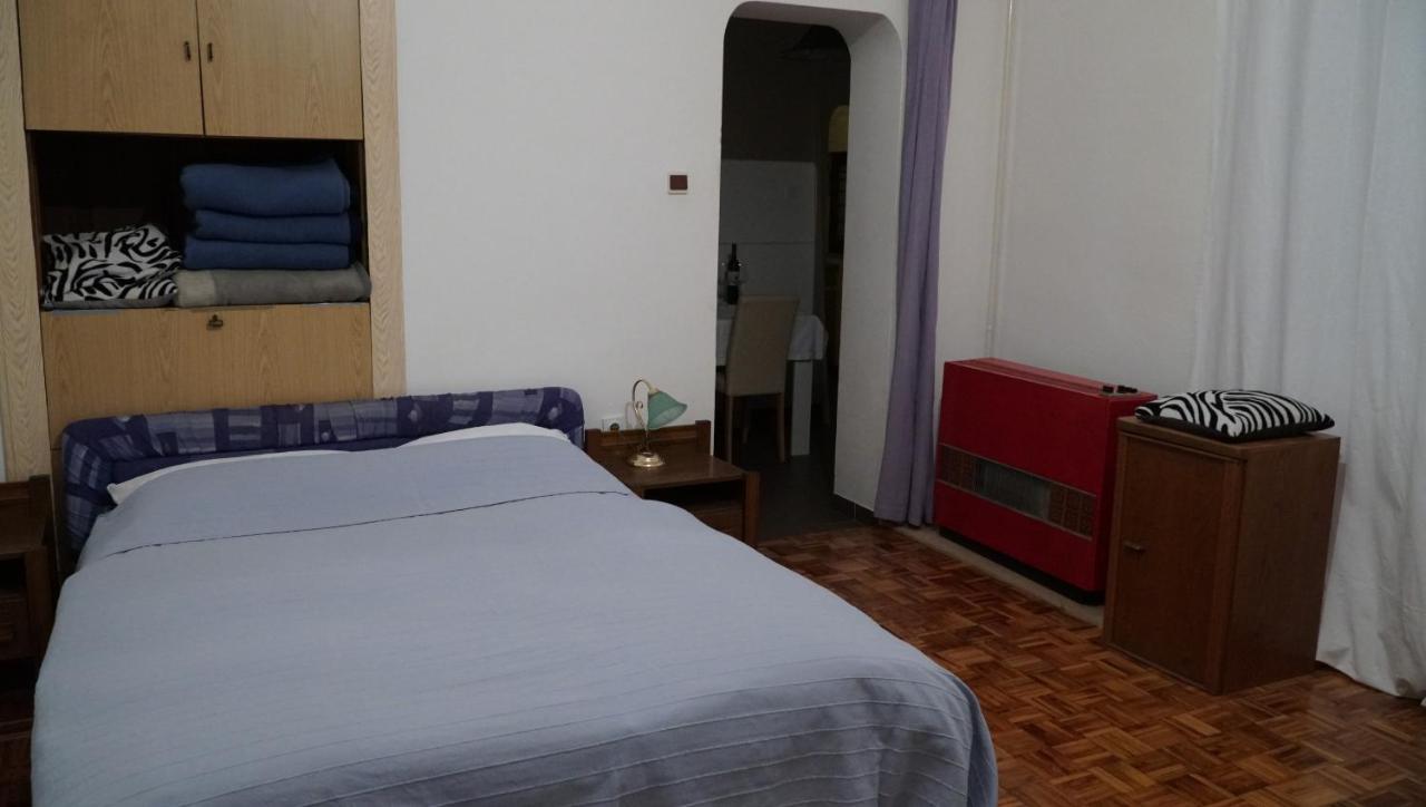 Apartments Nera ซาเกร็บ ภายนอก รูปภาพ